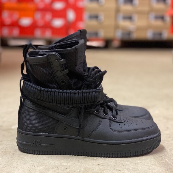 air force boots black